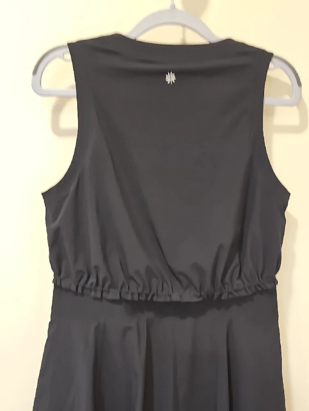 Athleta Venture Out Dress; EUC; Size 8; Black - Picture 8 of 9